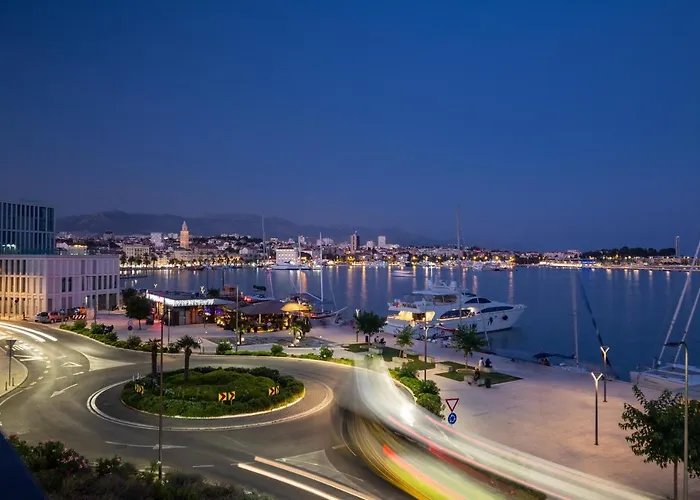 Sun And Sea Deluxe *